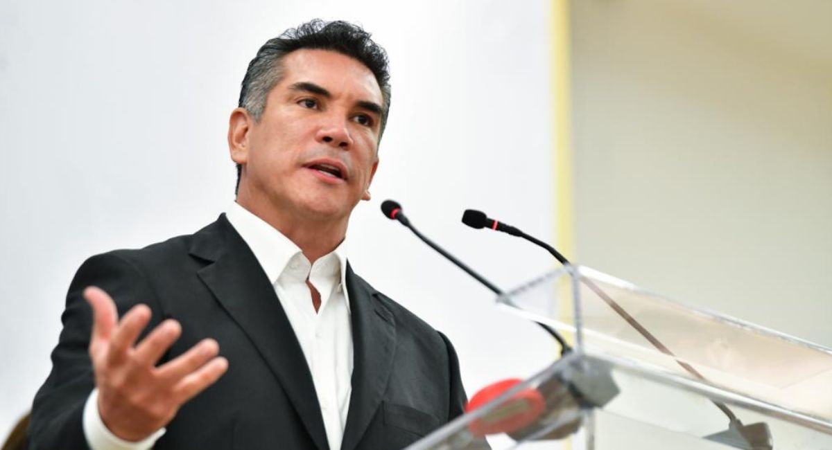Alejandro Moreno asegura sentirse perseguido tras petición de Sheinbaum de que regrese lo robado