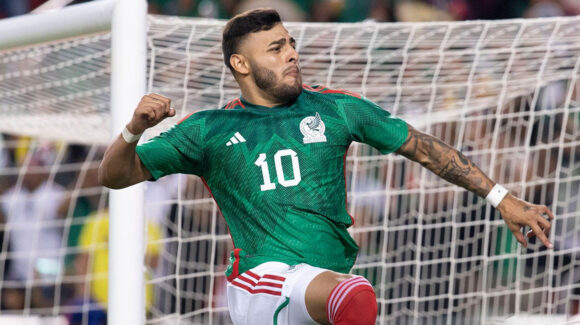 Alexis Vega responde a las críticas y garantiza estar listo para debutar en el Mundial 2026 con México