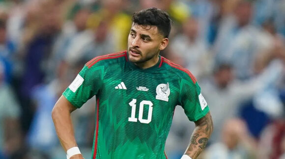 Alexis Vega pierde fuerza en la Selección Mexicana y su lugar para el Mundial 2026 correría peligro