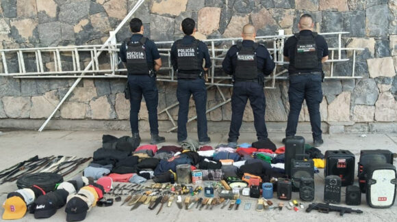 Decomisan armas hechizas y objetos prohibidos tras revisión en el Cereso de Ciudad Obregón