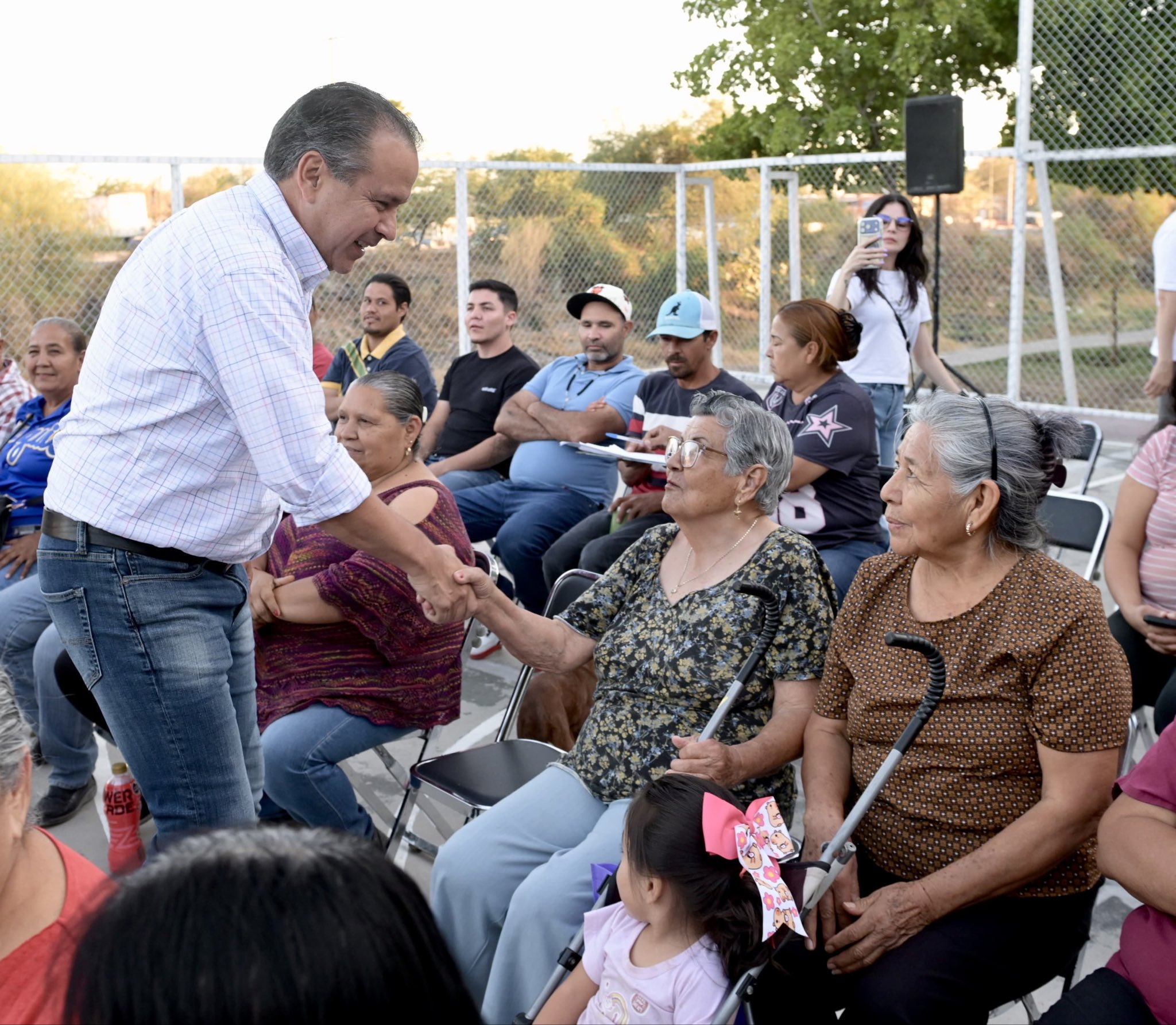 'Toño' Astiazarán supervisa rehabilitación del Parque El Chaparral en Hermosillo