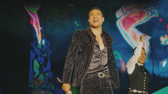 Romance bajo cielo sonorense: Carlos Rivera enamora al público de Hermosillo con show en Fiestas del Pitic 2026