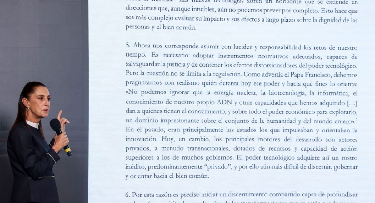 Claudia Sheinbaum respalda llamado del Papa León XIV a regular la IA