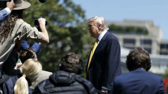Presidente Donald Trump se sometió a un tercer chequeo médico de su segundo mandato