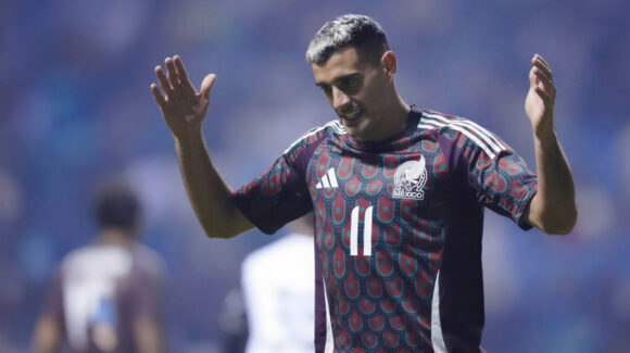 Germán Berterame se aleja del Mundial 2026 tras perder protagonismo con la Selección Mexicana
