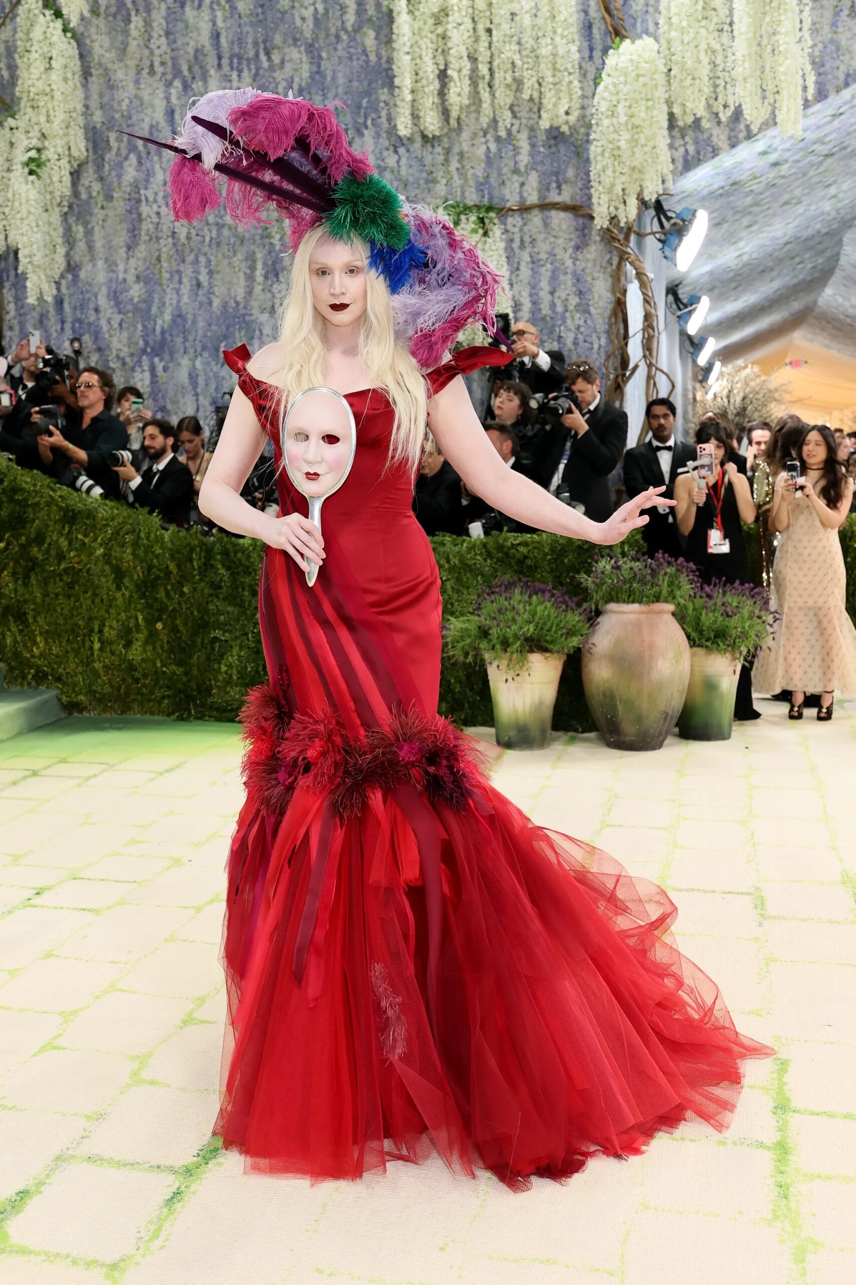 Gwendoline Christie en la Met Gala 2026