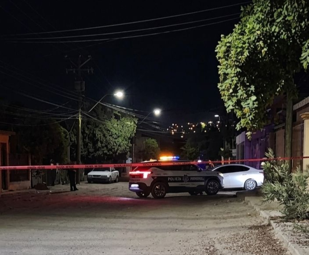 Asesinan a una mujer y hieren a hombre en ataques armados en Hermosillo.