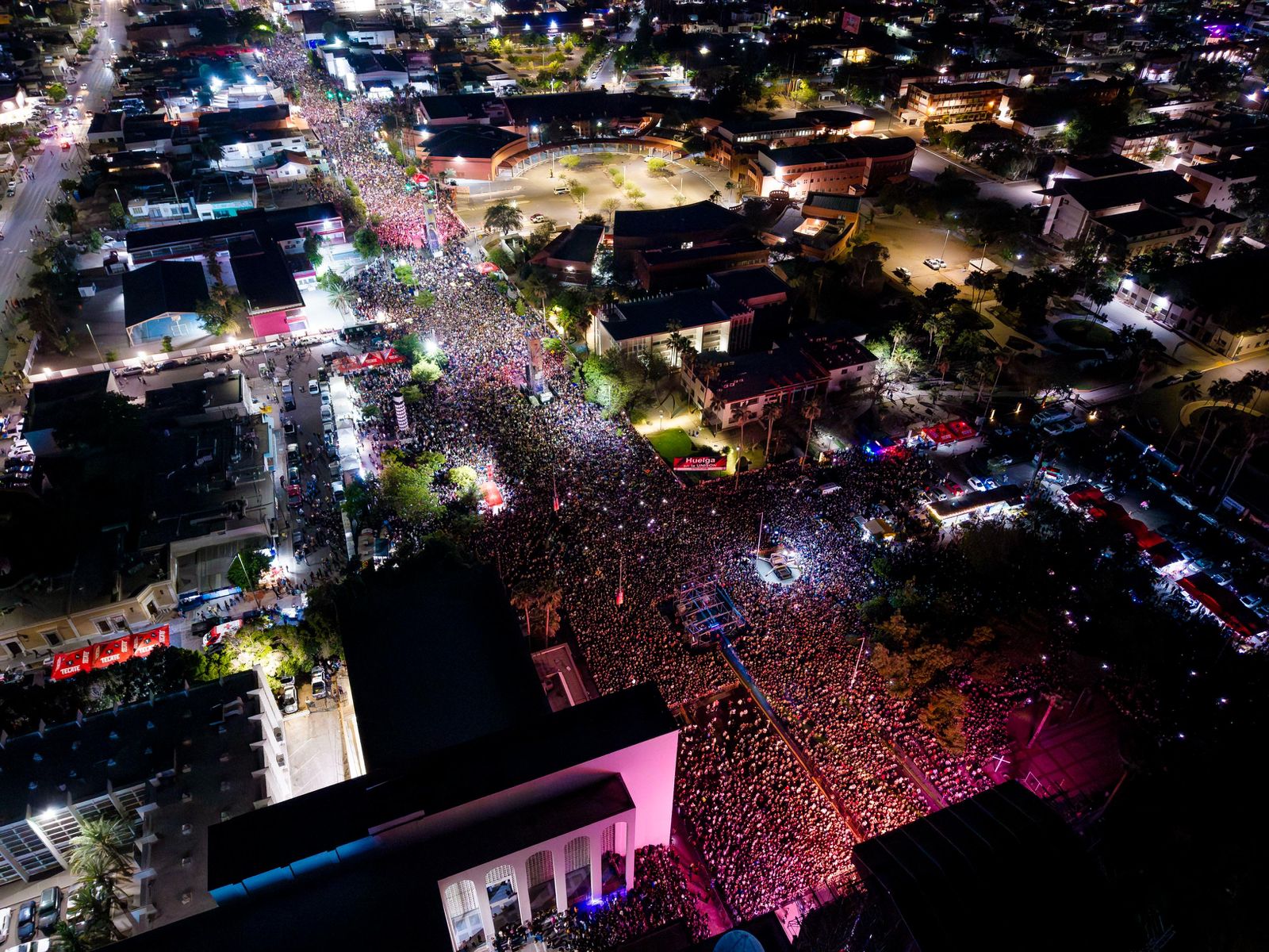 Grupo Frontera cerró con éxito las Fiestas del Pitic