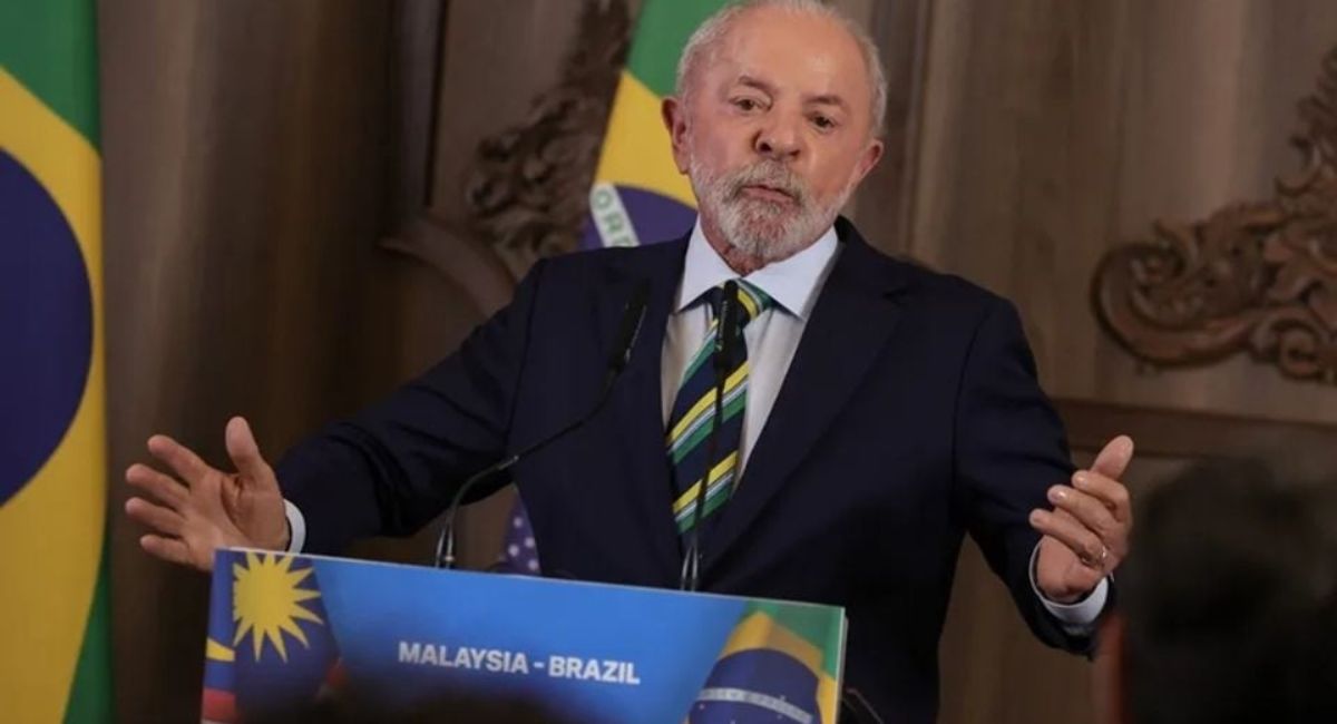 Lula recibe radioterapia preventiva