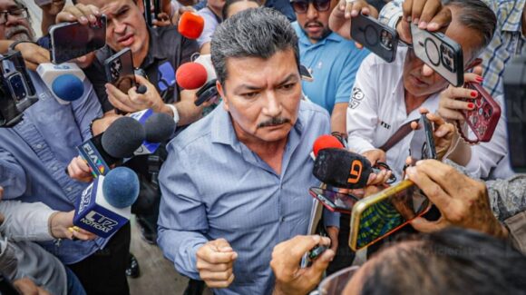 Exjefe de la PDI en Sinaloa, Marco Antonio Almanza, se entregó a autoridades estadounidenses