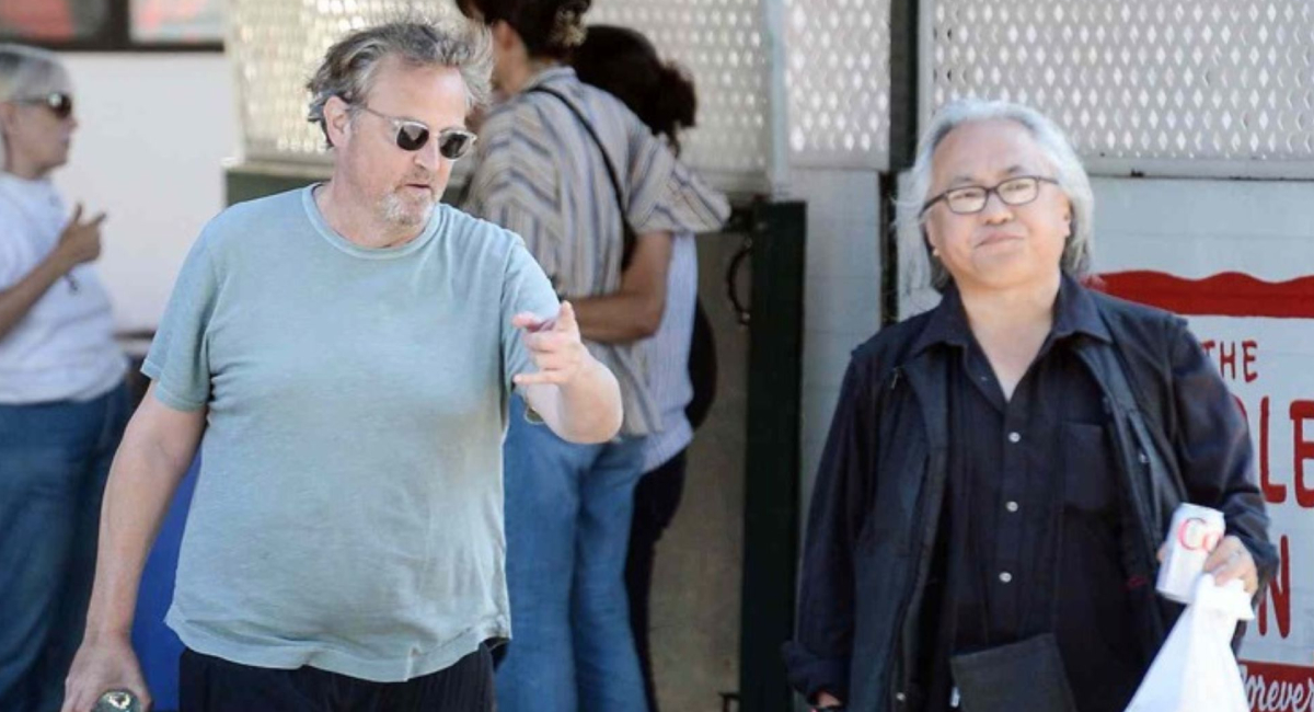 Matthew Perry con Kenneth Iwasama