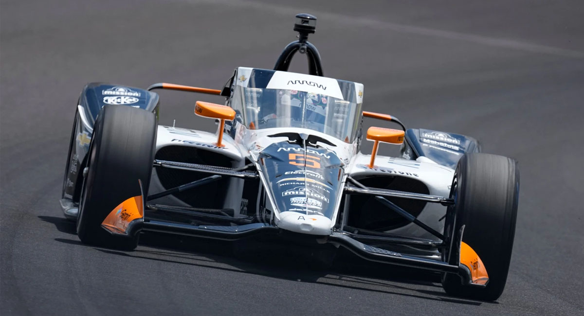 El piloto mexicano tendrá que utilizar un nuevo coche
