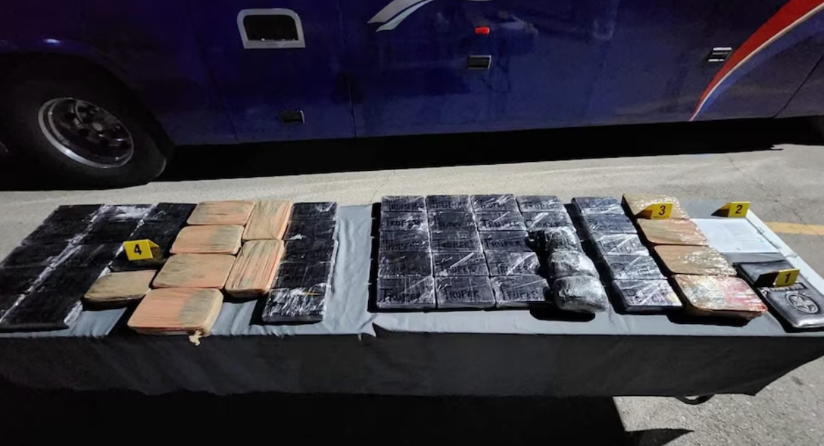Pastillas de fentanilo y cristal decomisadas por la PFM en Chihuahua