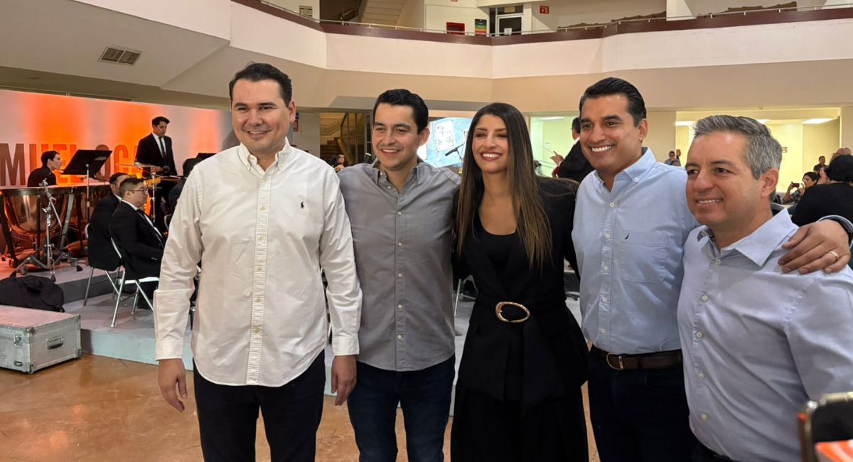Presentan biografía de Samuel Ocaña en Hermosillo