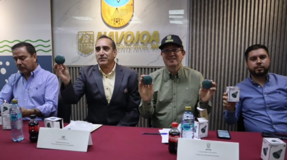Entregan Regaderas Ecológicas en Navojoa, buscan ahorrar agua en los hogares