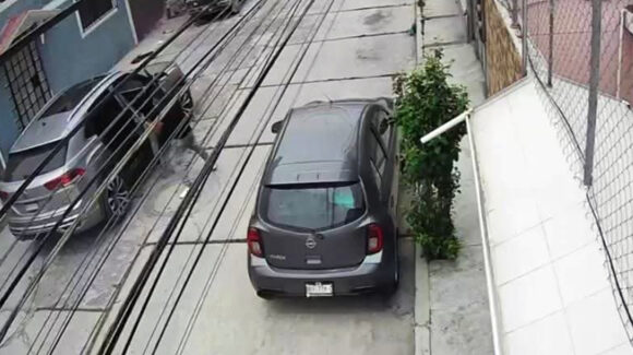 Persecución en Pachuca termina con mujer colombiana rescatada y tres secuestradores detenidos