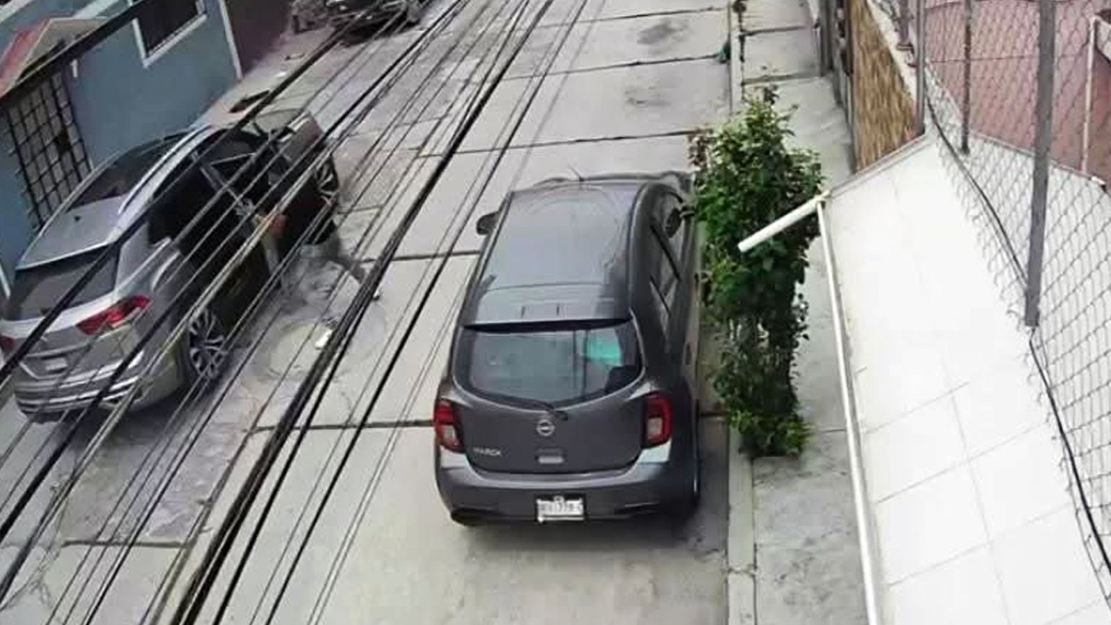 Persecución en Pachuca termina con mujer colombiana rescatada y tres secuestradores detenidos