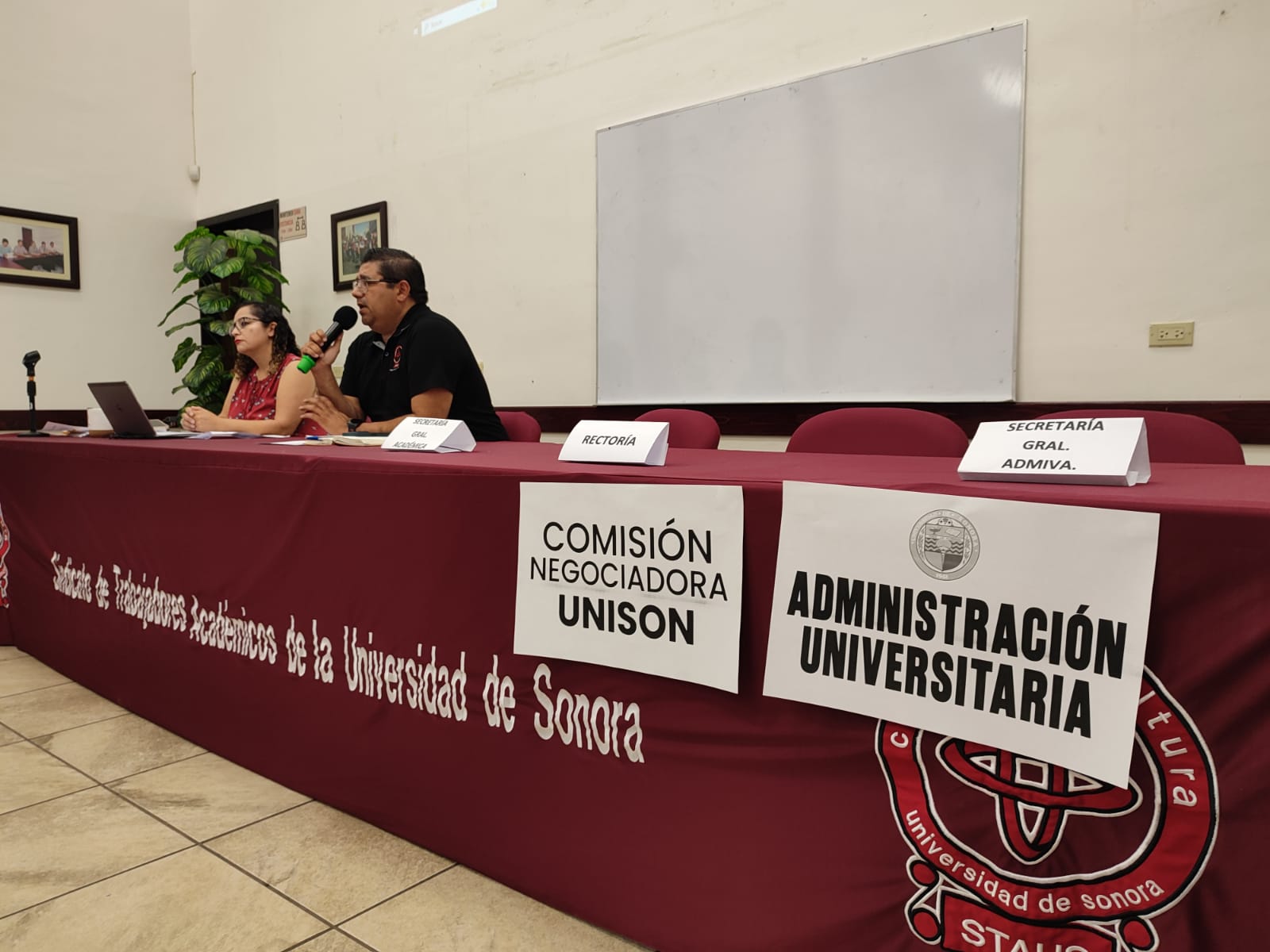 Sindicato denuncia ausencia de autoridades en mesa