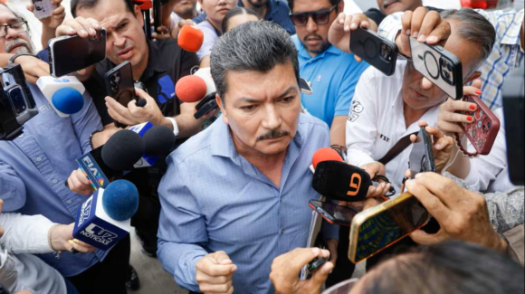 “No me voy a entregar”: Marco Antonio Almanza desmiente entrega a EU y reaparece en Culiacán