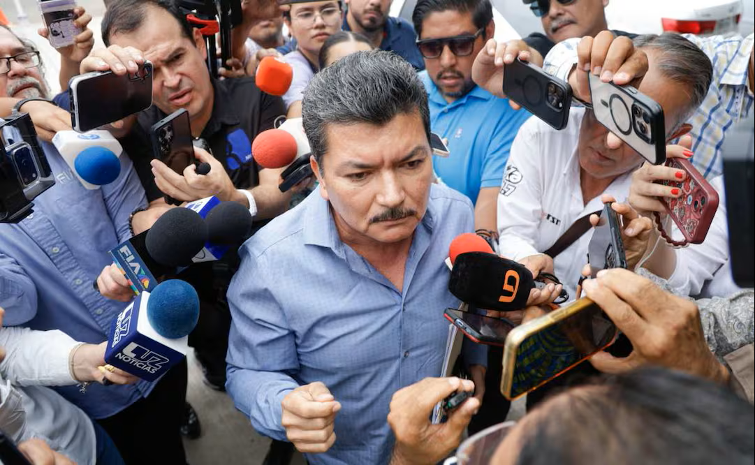 "No me voy a entregar": Marco Antonio Almanza desmiente entrega a EU y reaparece en Culiacán
