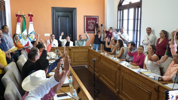 Como parte del ‘Plan B’ de Sheinbaum, Guaymas aprueba reducir a 15 el número de regidores