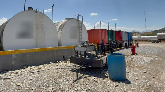 Mega incautación de huachicol en Nuevo León; aseguran más de un millón de litros en Cadereyta