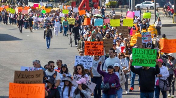 Alerta de TRÁFICO en CDMX HOY: ¿Dónde hay marchas y BLOQUEOS este martes 26 de mayo de 2026?