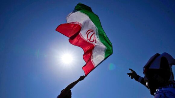 Rumbo al fin de la Guerra en Medio Oriente: Irán recibe borrador de acuerdo con EU para reabrir Ormuz