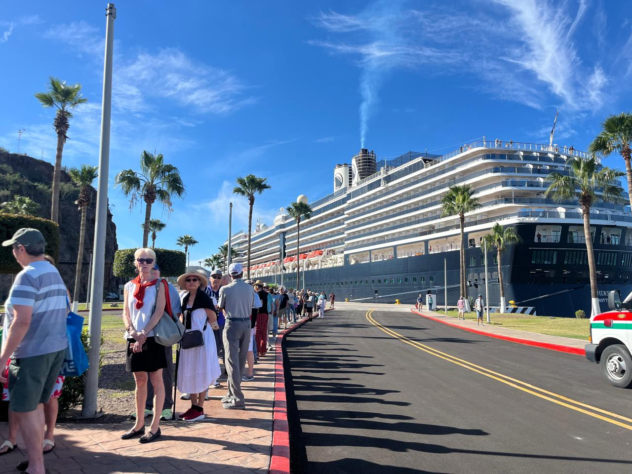 Actividad marítima mantiene a flote la economía de Guaymas en el Día de la Marina