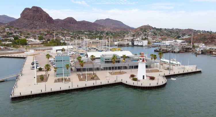 Actividad marítima mantiene a flote la economía de Guaymas en el Día de la Marina