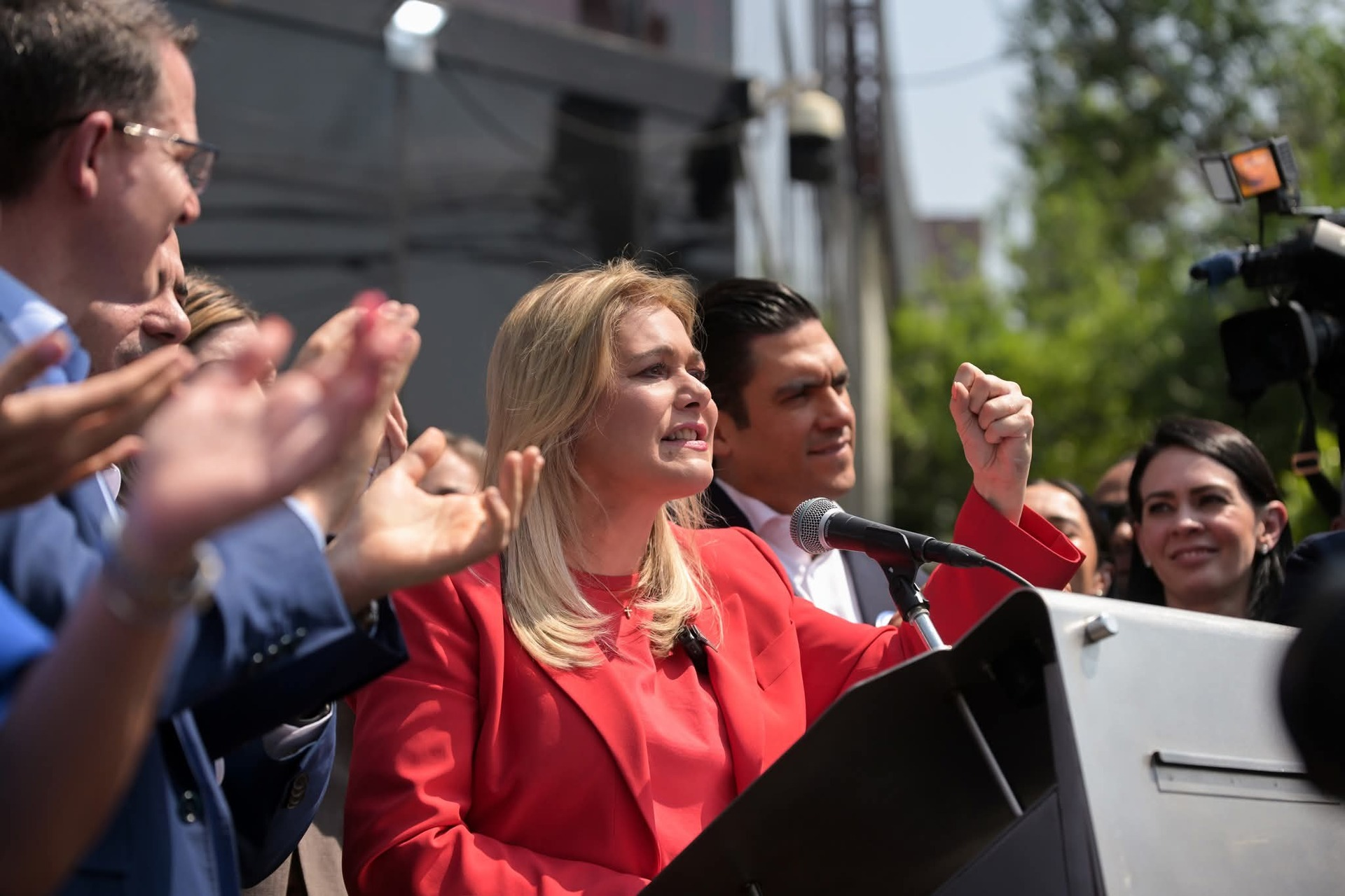 Morena exige que Maru Campos rinda cuentas ante la FGR por caso de agentes extranjeros en Chihuahua