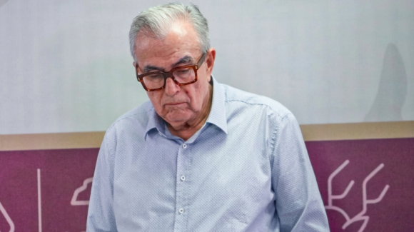 “La verdad prevalecerá”: Dice Rubén Rocha Moya al comparecer ante la FGR en Culiacán