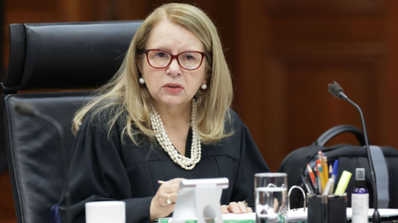 ¿’All Inclusive’ significa que no entran mexicanos? Insólito desliz de Loretta Ortiz en plena sesión de la Corte