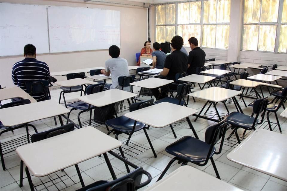 Reportan poca afluencia de estudiantes en la Unison tras el fin de la huelga del STAUS