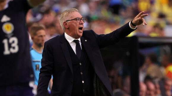 Carlo Ancelotti pide calma tras la clasificación de Brasil a los 16avos de final