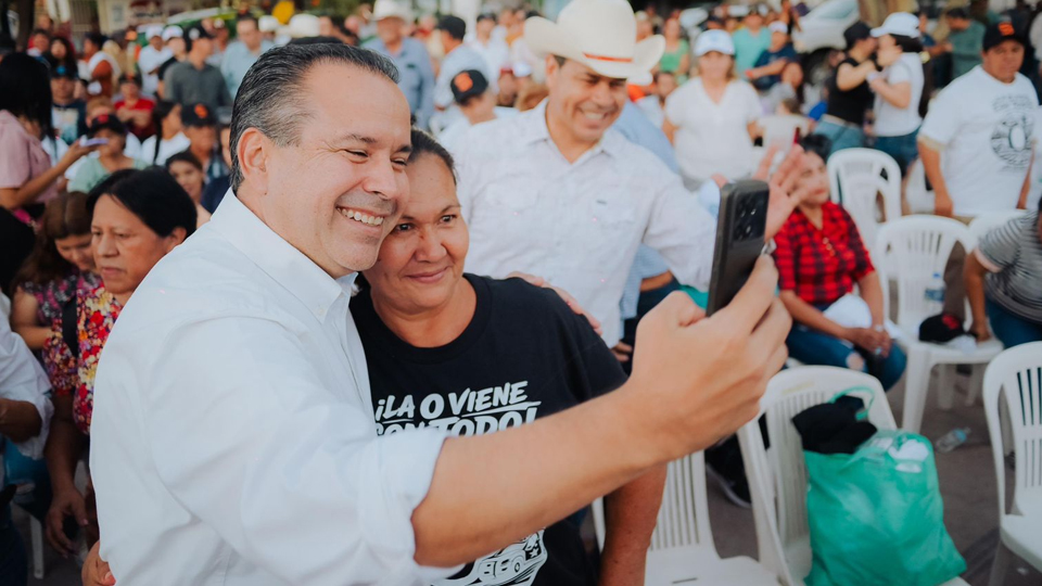Alcalde Astiazarán sostiene encuentro con habitantes de Pueblo Yaqui y promueve modelo CRECES