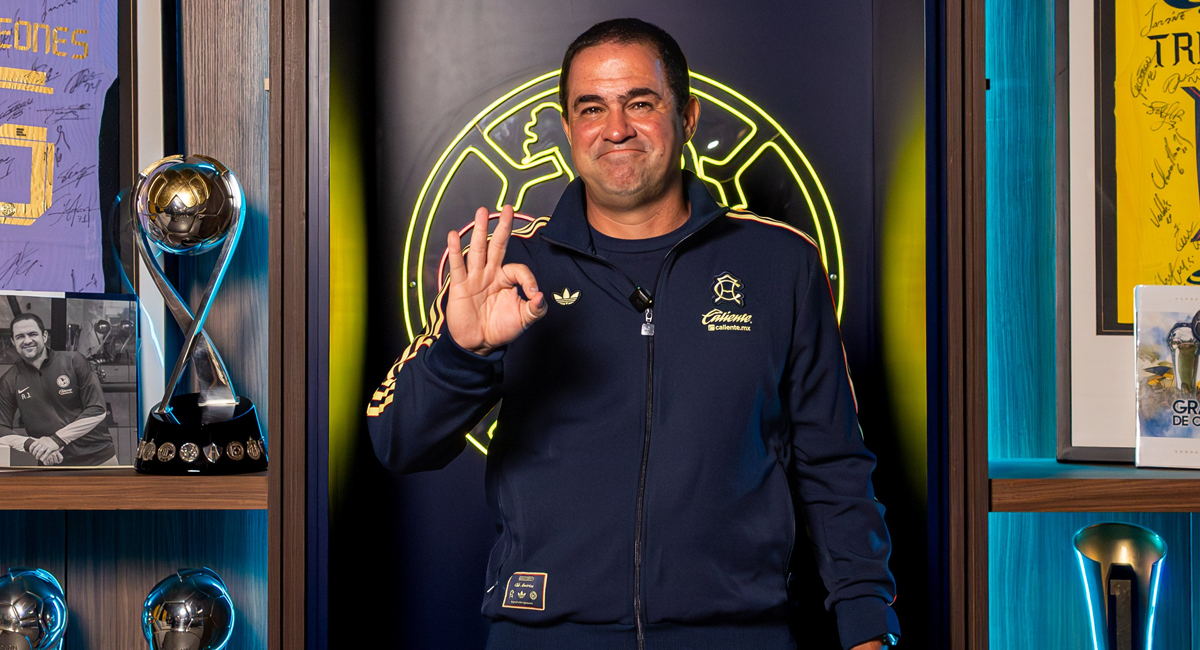 André Jardine, ex técnico del América, fue presentado como nuevo entrenador del Al Ahli en Arabia Saudita