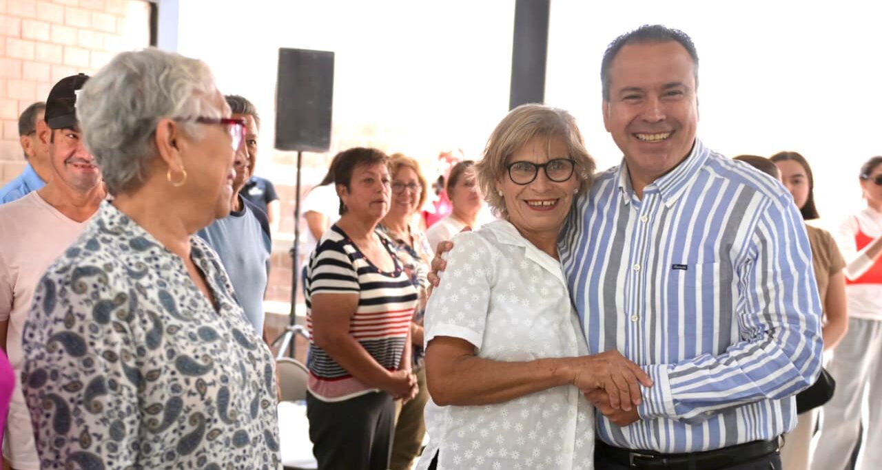 Astiazarán apoya a personas adultas con el programa 'Huellas Mayores'