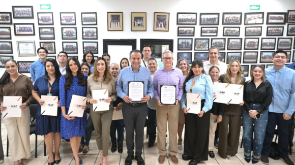 Ayuntamiento de Hermosillo otorgará becas de maestría y doctorado a 24 servidores públicos