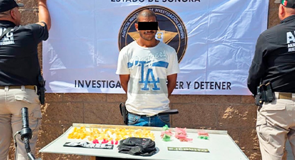 Persecución en Bácum: AMIC arresta a motociclista con 80 envoltorios de drogas en el Campo 77