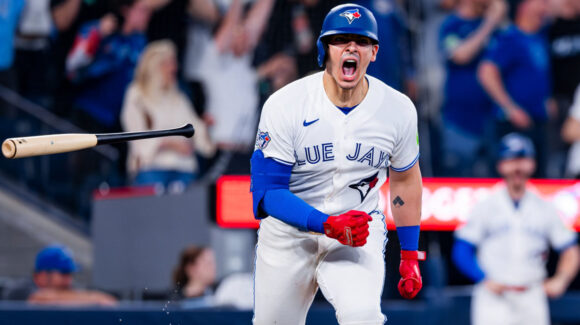 Con ‘walk-off’ de Brandon Valenzuela, los Blue Jays dejan en el terreno a los Phillies