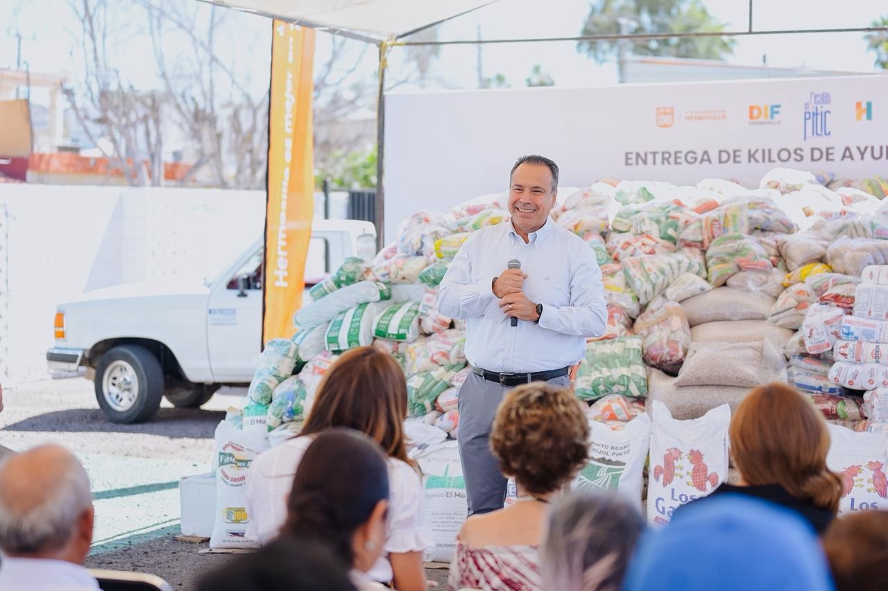 Beneficia Toño Astiazarán a asociaciones de ayuda con Fiestas del Pitic