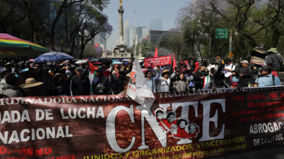 “Boicot al Mundial FIFA 2026”: CNTE inicia su huelga nacional con megamarcha