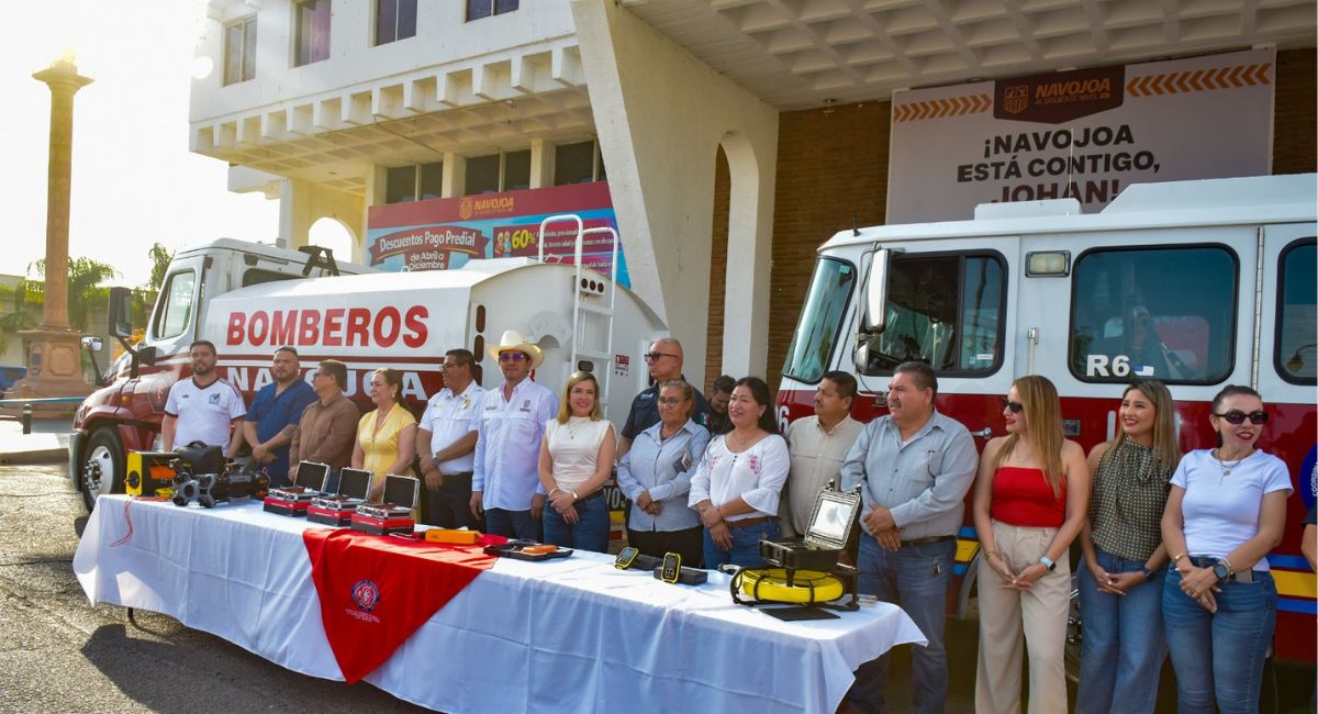 Bomberos de Navojoa reciben vehículos e instrumental de tecnología de alta gama única en el país