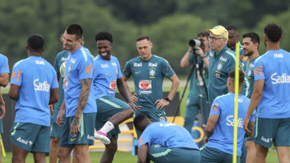 Carlo Ancelotti espera que Brasil deje el corazón en la cancha ante Japón en los 16avos de final