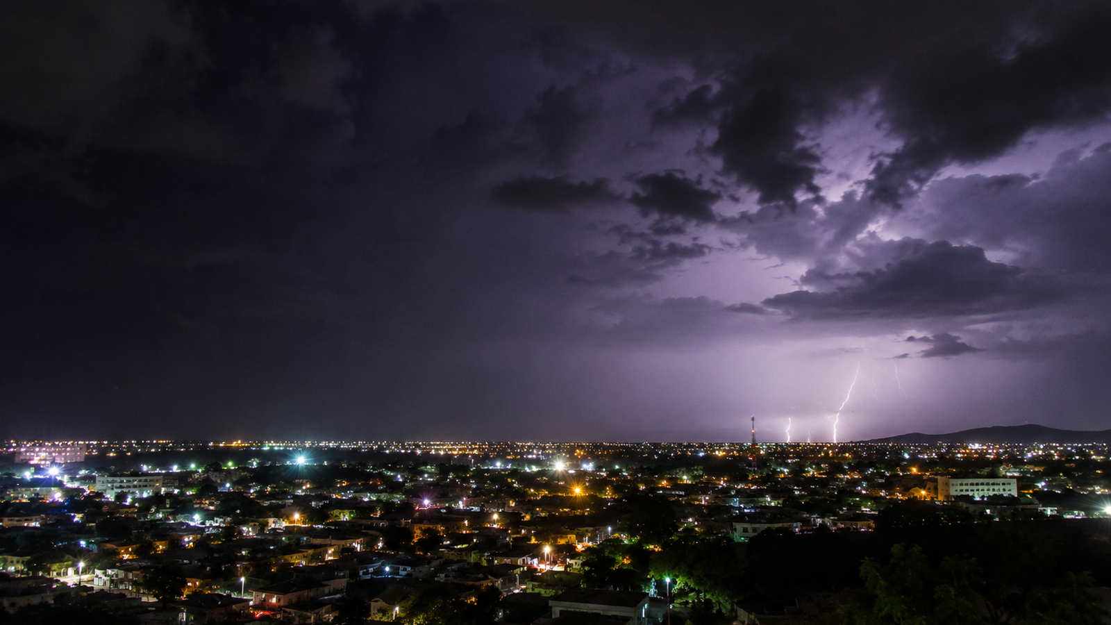 Calor fuerte y posibles lluvias en Sonora: Así estará el CLIMA esta noche de sábado 13 de junio