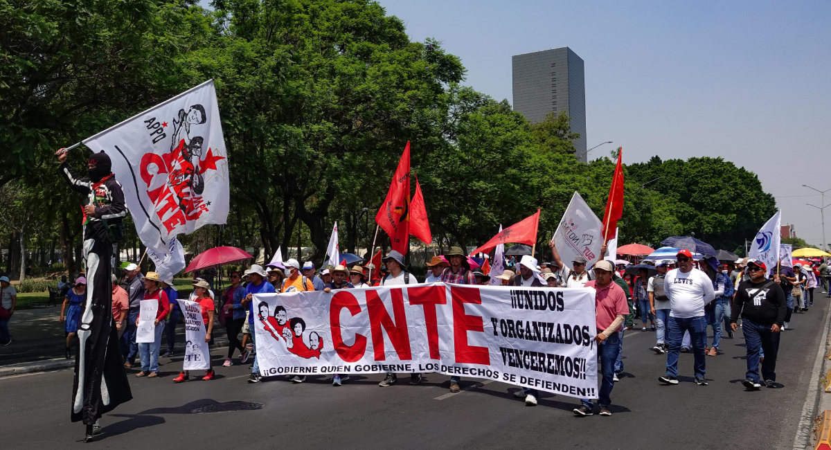 CNTE bloquea calles al sur de la CDMX durante su marcha este martes 9 de junio del 2026