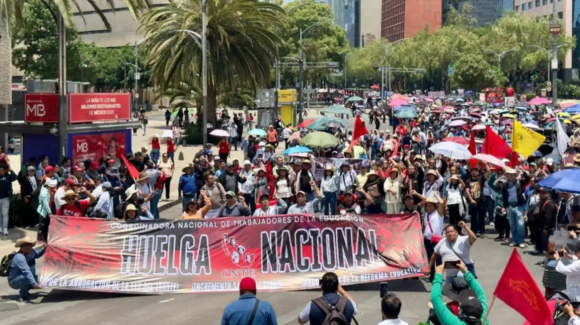 CNTE define hoy en consulta con sus bases si levanta o mantiene la huelga nacional