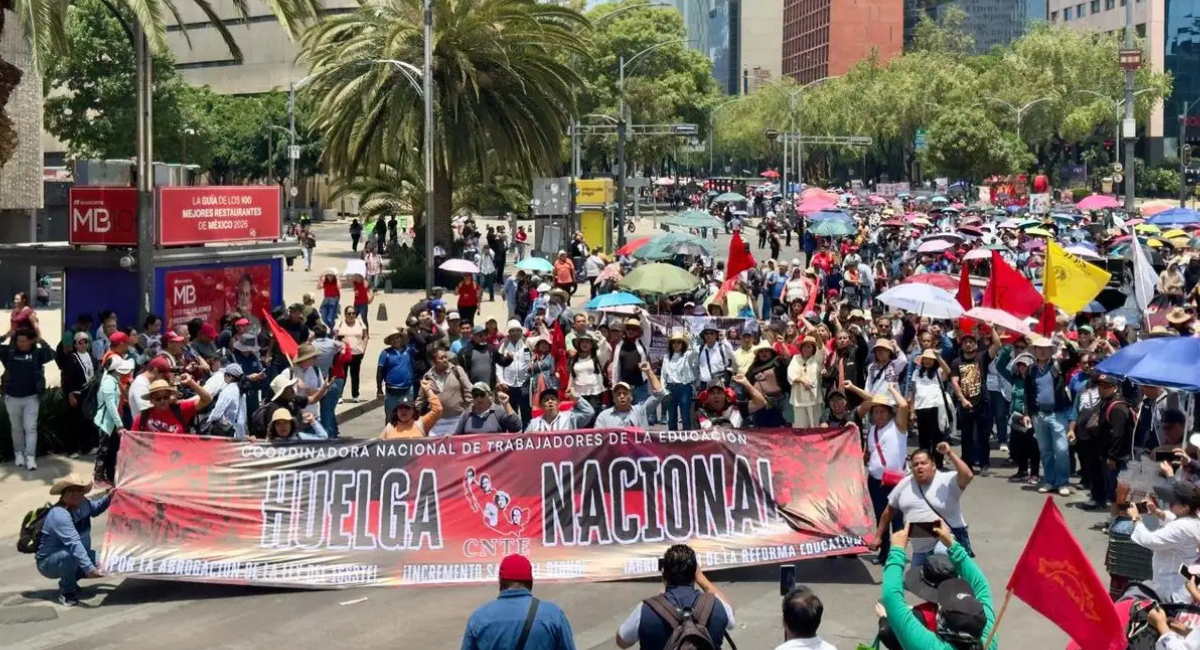 CNTE define hoy en consulta con sus bases si levanta o mantiene la huelga nacional