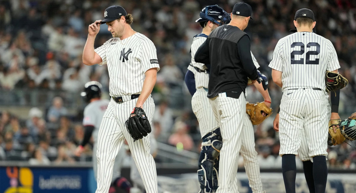 Cole deja el juego después de ser apaleado por los Guardians